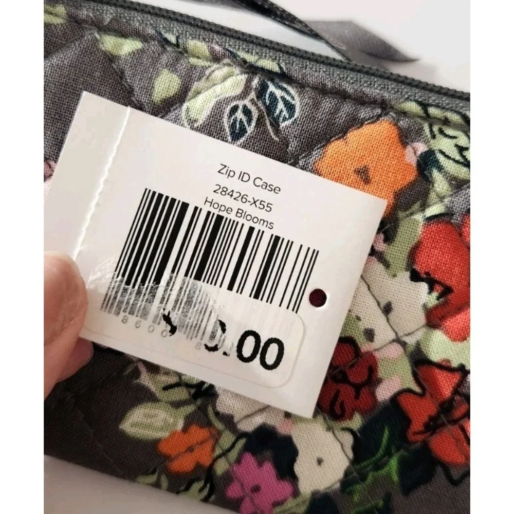 NWT Vera Bradley Zip ID Case Hope Blooms Gray White Wallet Key Ring Coin Purse‎